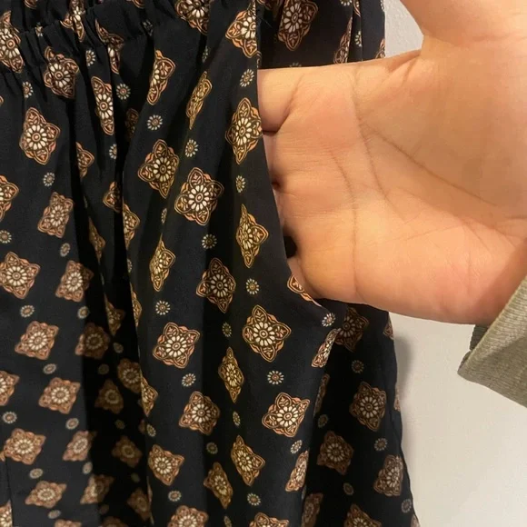 Forever 21 Romper - Picture 4 of 8